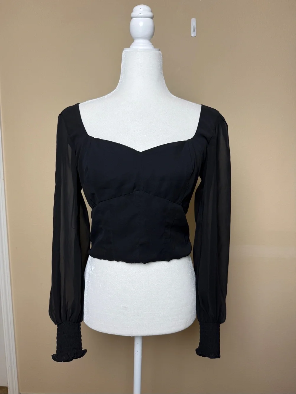 Abercrombie & Fitch Puff Sleeve Top Size Medium
